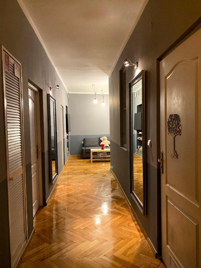 Appartement Lares And Penates à Cracovie Extérieur photo