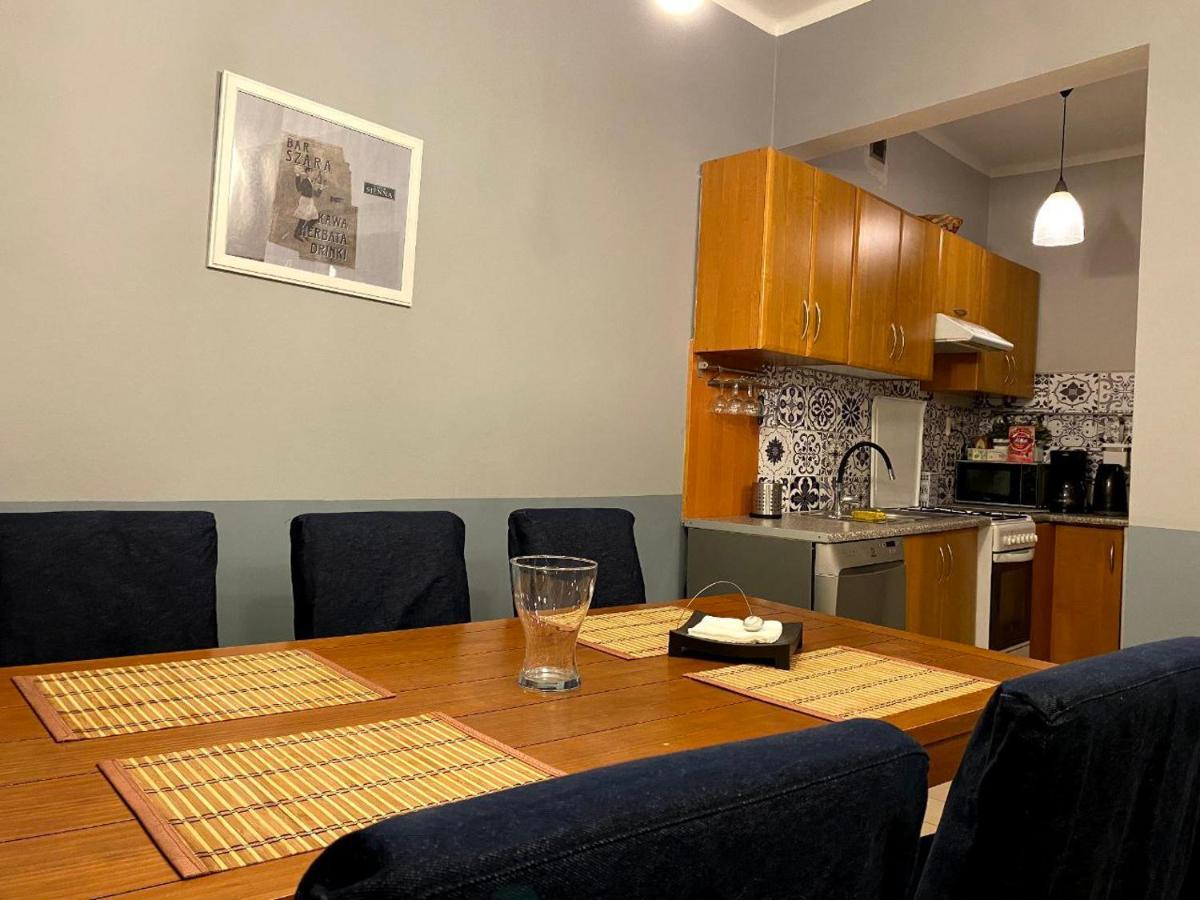 Appartement Lares And Penates à Cracovie Extérieur photo